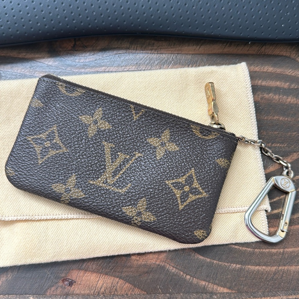 Louis Vuitton Key Pouch Pochette Cles